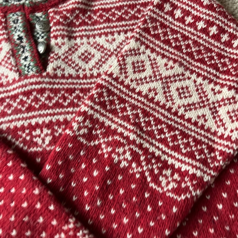 Women’s LL Bean Sweater Medium Red Beige Green Wool Buttons - Picture 12 of 14